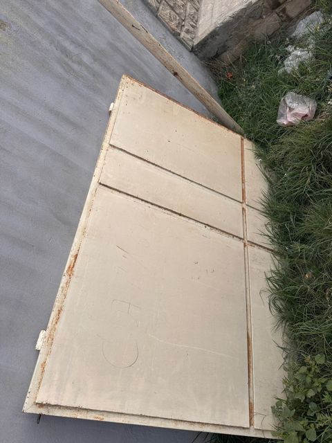 Qapı — Bakı