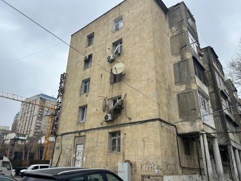 Satılır 2 otaqlı köhnə tikili 49 m² — 162 000 ₼ · Bakı · Mənzil Satılır 2 otaqlı köhnə tikili 49 m² — Bakı
