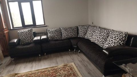 L‑şəkilli yumşaq künc dəsti və şüşə sehpadan ibarət qonaq otağı mebel — Xaçmaz