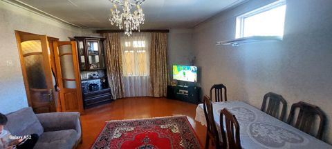 3-otaqlı mənzil, Neftçilər m., 65 m² — Bakı