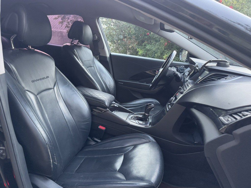Hyundai Grandeur, 2.2 L, 2015 il, 215 000 km — Avtomobillər, Bakı (11)