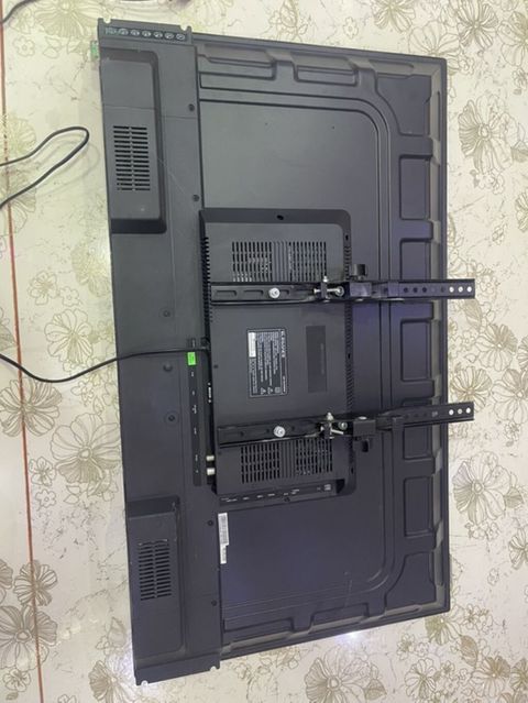 Elegance televizor satılır. 32 düym (81 sm) ekran. Vəziyyəti yaxşıdır — 300 ₼ · Ağstafa · Televizorlar Elegance televizor satılır. 32 düym (81 sm) ekran. Vəziyyəti yaxşıdır — Ağstafa