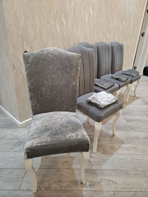 Boz rəngli yumşaq oturacaqlı yemək otağı stulları dəsti hamsin — 20 ₼ · Bakı · Stullar Boz rəngli yumşaq oturacaqlı yemək otağı stulları dəsti hamsin — Bakı