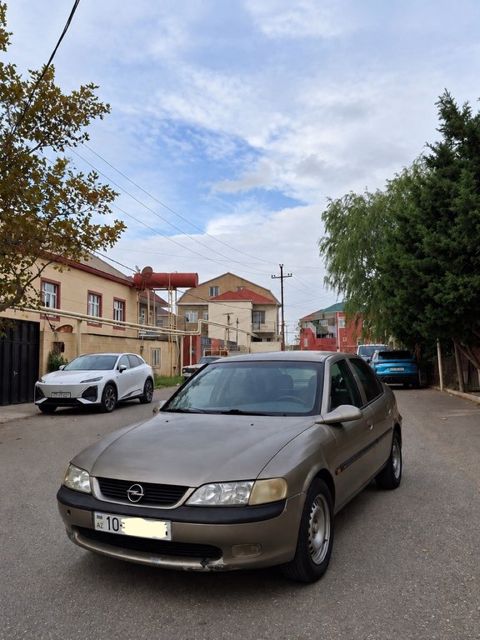 Opel Vectra, 2.0 L, 1996 il, 350 000 km — Bakı