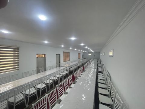 Masa və oturacaqlar icarəsi — 300 ₼ · Bakı · Avadanlıq icarəsi Masa və oturacaqlar icarəsi — Bakı