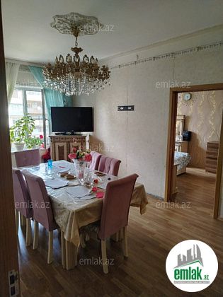 Satılır 5 otaqlı 100 m² köhnə tikili Əhmədli