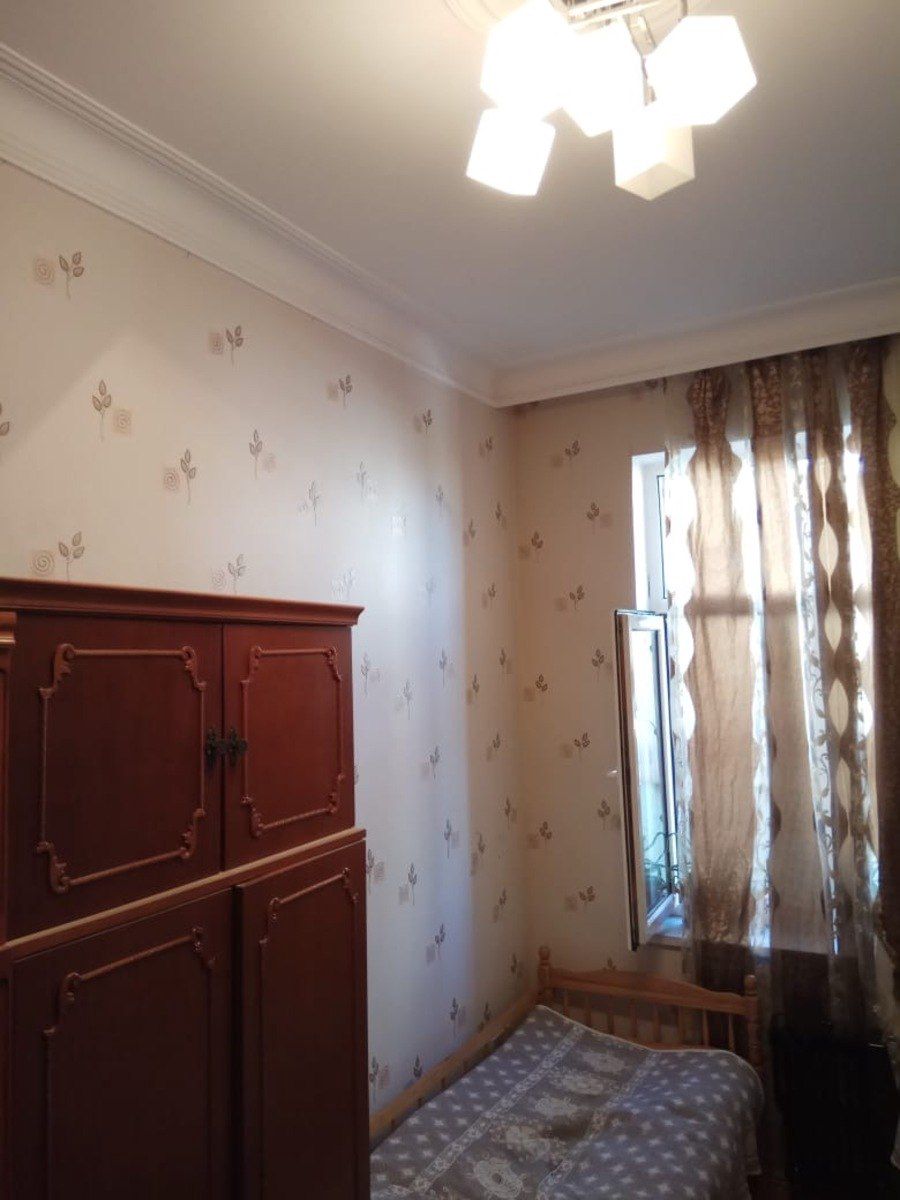 Satılır 2 otaqlı köhnə tikili 65 m² — Mənzil, Bakı (11)