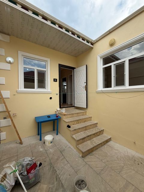Həyət evi, Binəqədi qəs — 47 000 ₼ · Bakı · Ev, villa Həyət evi, Binəqədi qəs — Bakı