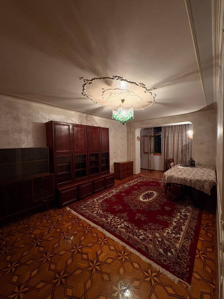Satılır 4 otaqlı köhnə tikili 100 m² — Mənzil, Bakı (2)