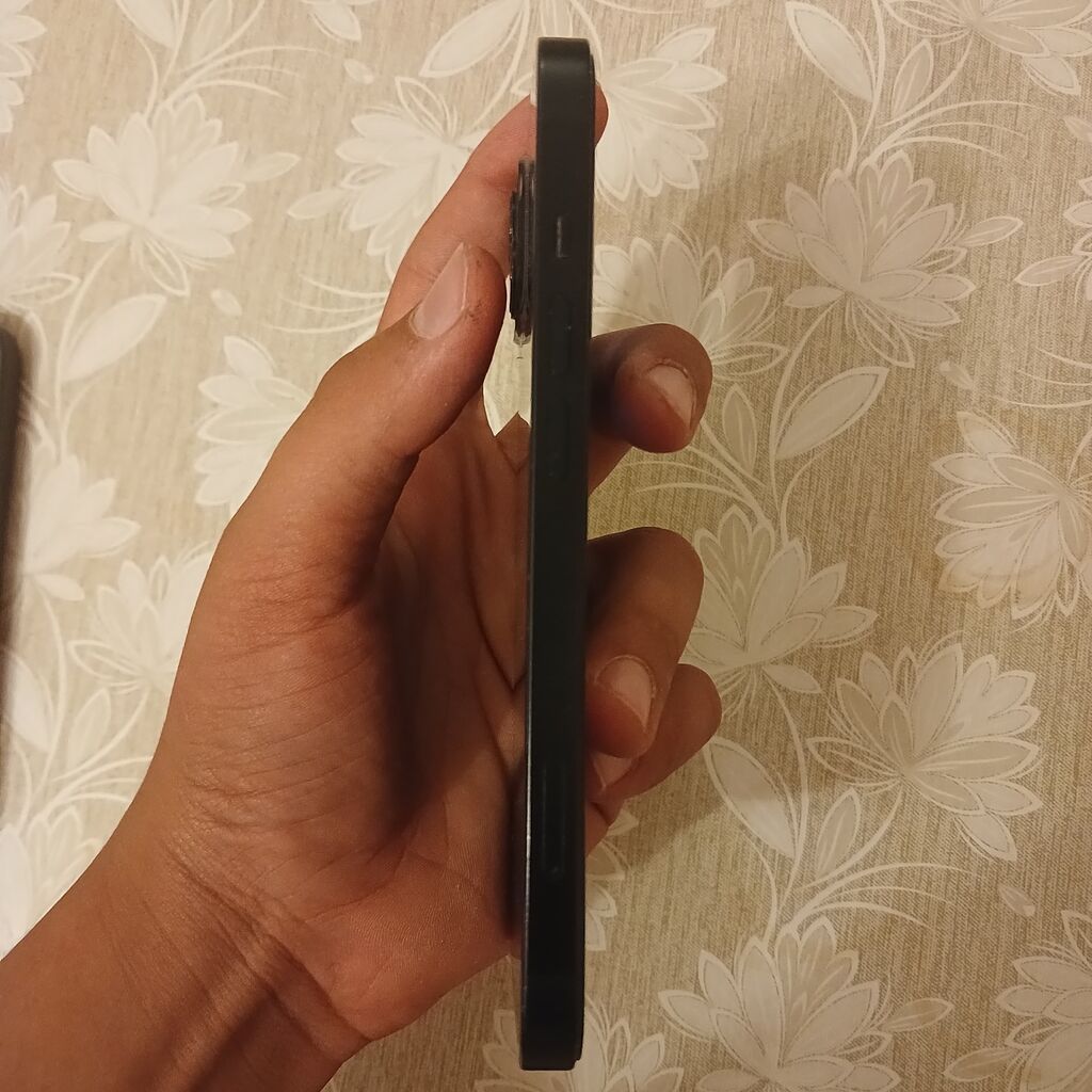 IPhone 13, 128 GB, Qara, Face ID — Apple iPhone, Digah (7)