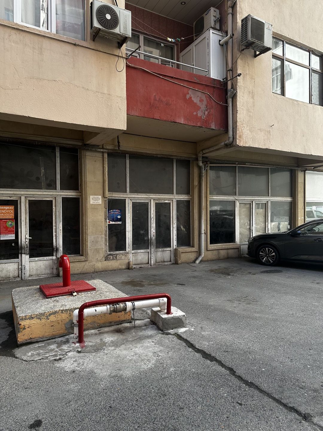 Satılır obyekt 276 m² — Əmlak, Bakı (3)