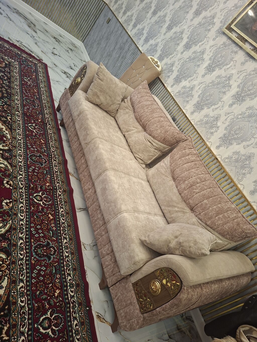 Bej-qəhvəyi rəng palitrasına malik geniş 4 nəfərlik divan — Divanlər, Bakı (2)