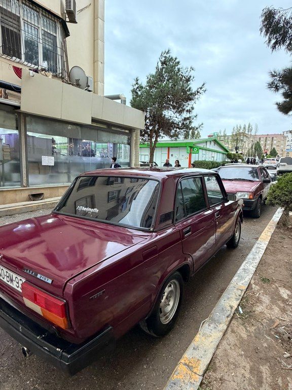 Lada (VAZ) 2107, 1.6 L, 2003 il, 666 000 km 40-BM-933 — Avtomobillər, Xırdalan (3)