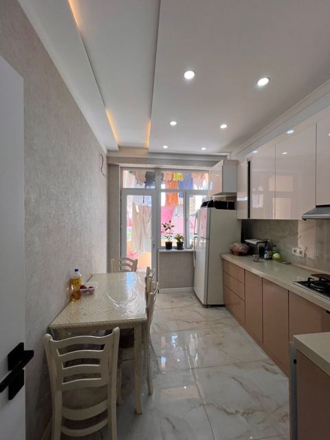 Satılır 3 otaqlı yeni tikili 84 m² — Apartment
