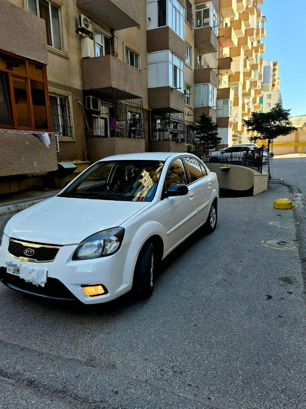 Kia Rio: 1.6 l 2011 il Sedan — Avtomobillər, Xırdalan (7)