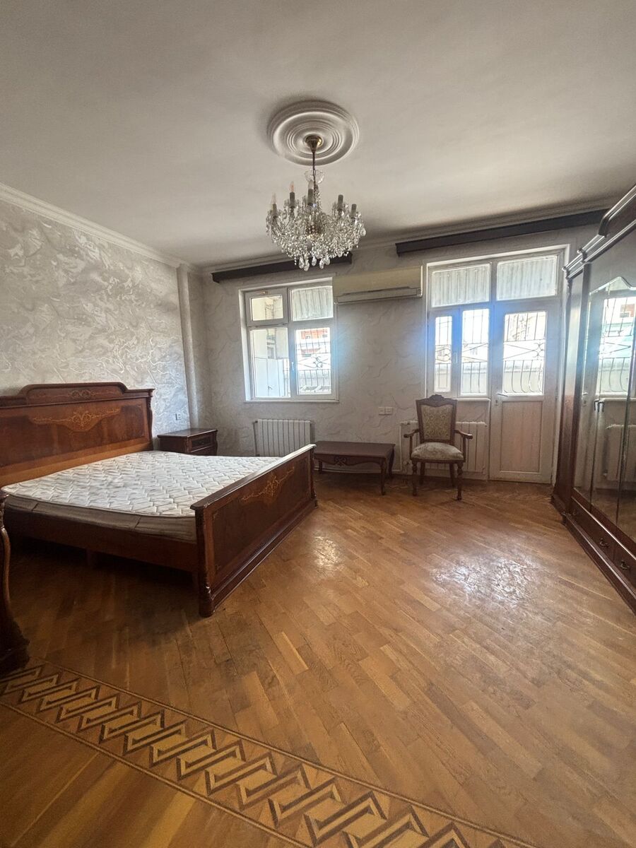 Satılır 3 otaqlı köhnə tikili 120 m² — Mənzil, Bakı (4)