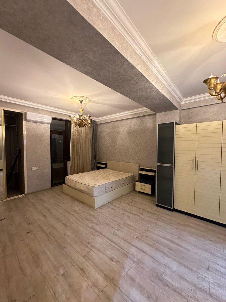 Satılır 4 otaqlı yeni tikili 190 m² — Mənzil, Bakı (7)
