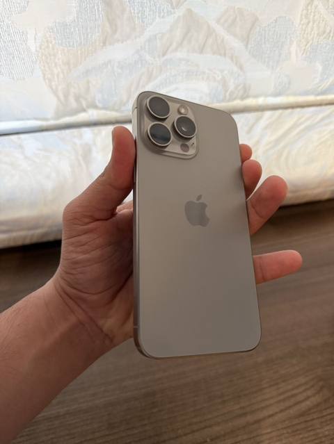 IPhone 15 Pro Max, 256 GB, Gümüşü, Face ID — 1 330 ₼ · Баку, Nərimanov · Apple iPhone IPhone 15 Pro Max, 256 GB, Gümüşü, Face ID — Баку