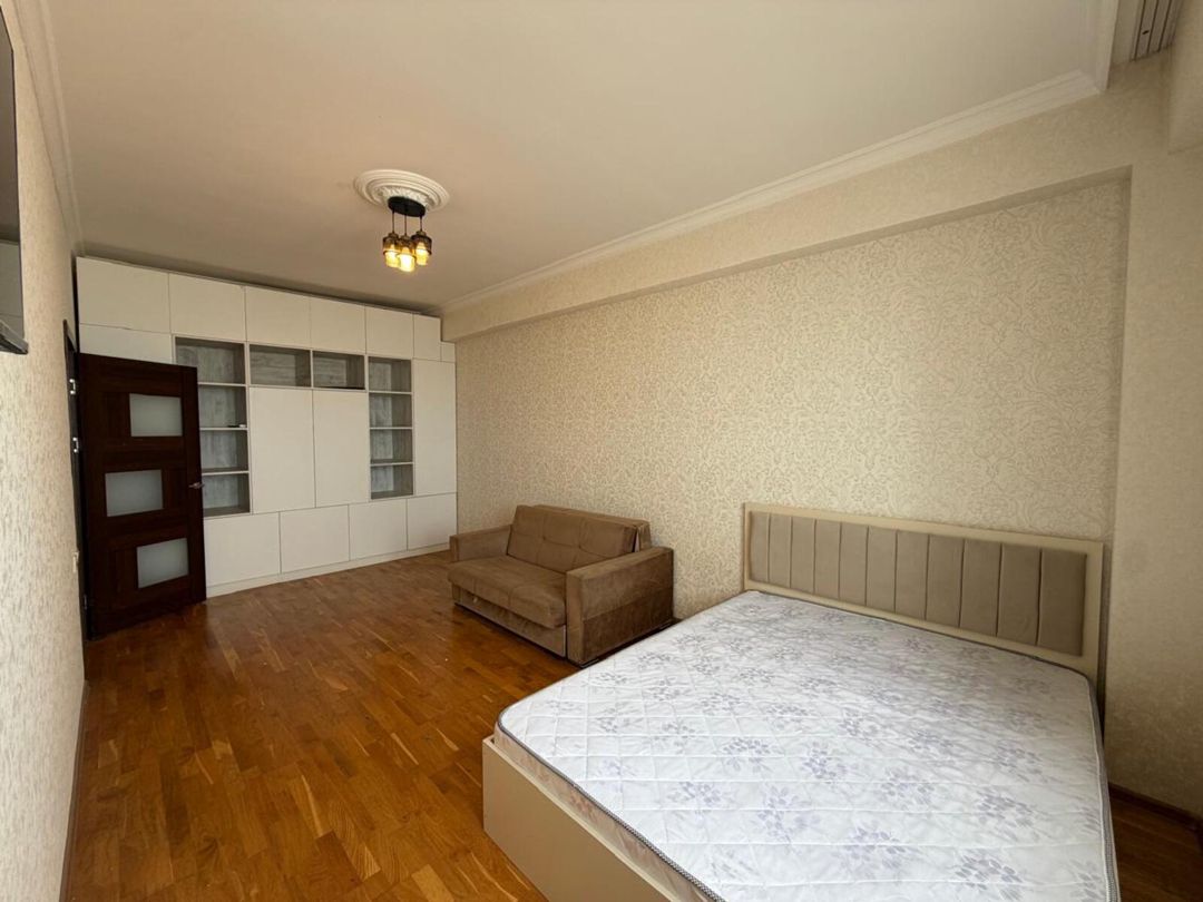 İcarəyə verilir 1 otaqlı yeni tikili 42 m² — Mənzil, Bakı (2)