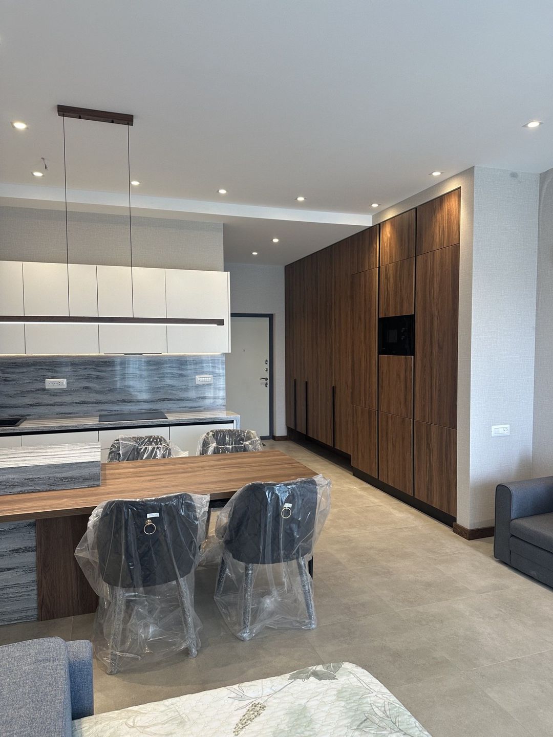 İcarəyə verilir 1 otaqlı yeni tikili 57 m² — Mənzil, Bakı (3)