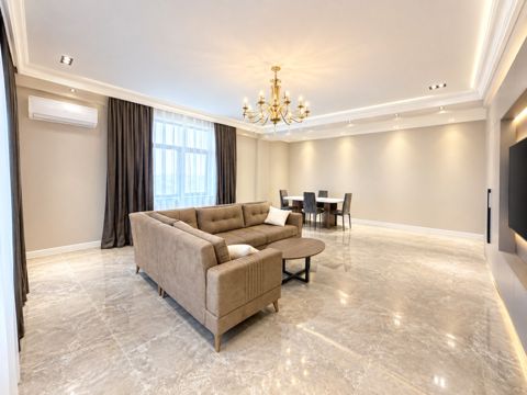 İcarəyə verilir 3 otaqlı yeni tikili 140 m² — 1 500 ₼ · Bakı · Mənzil İcarəyə verilir 3 otaqlı yeni tikili 140 m² — Bakı