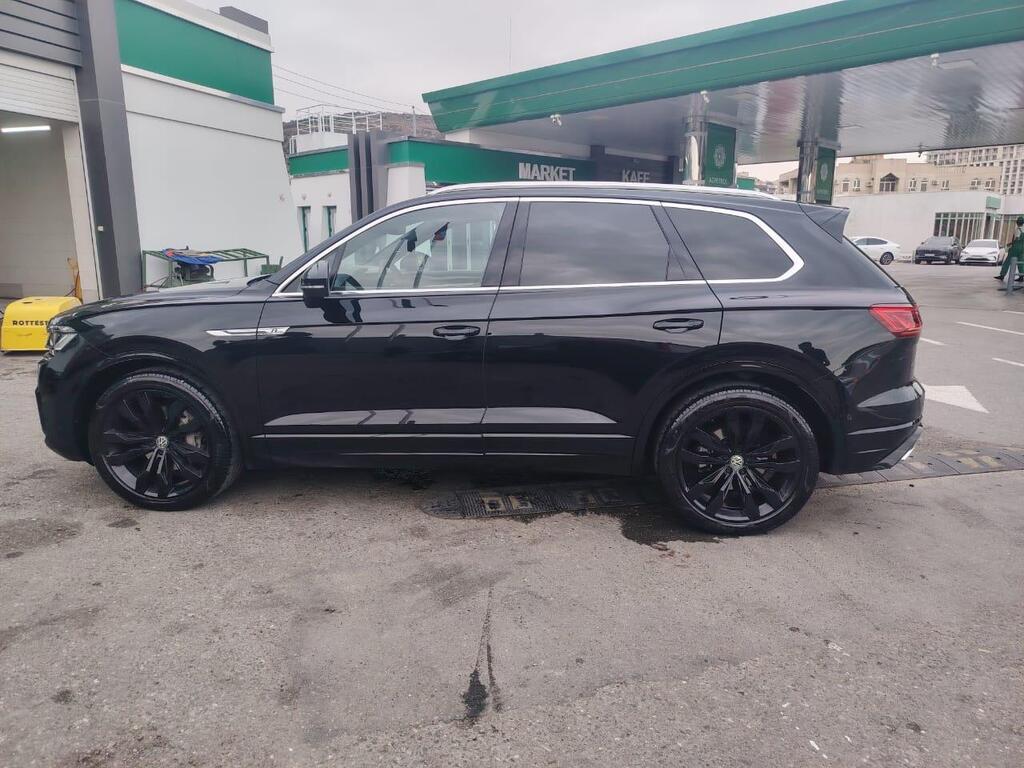 Volkswagen Touareg, 4.1 L, 2018 il, 201 000 km — Avtomobillər, Bakı (8)