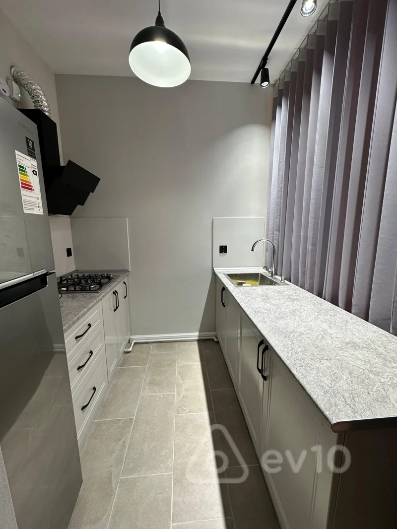 2 otaqlı mənzil, 86 m², Fuad Ibrahimbəyov küçəsi — kirayə — Mənzil, Bakı (9)