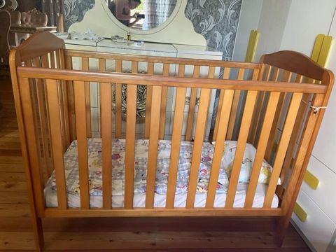 Milana Bewik Mothercaredi qiymeti 50man agac materialdi cuzi deffekti — Bakı