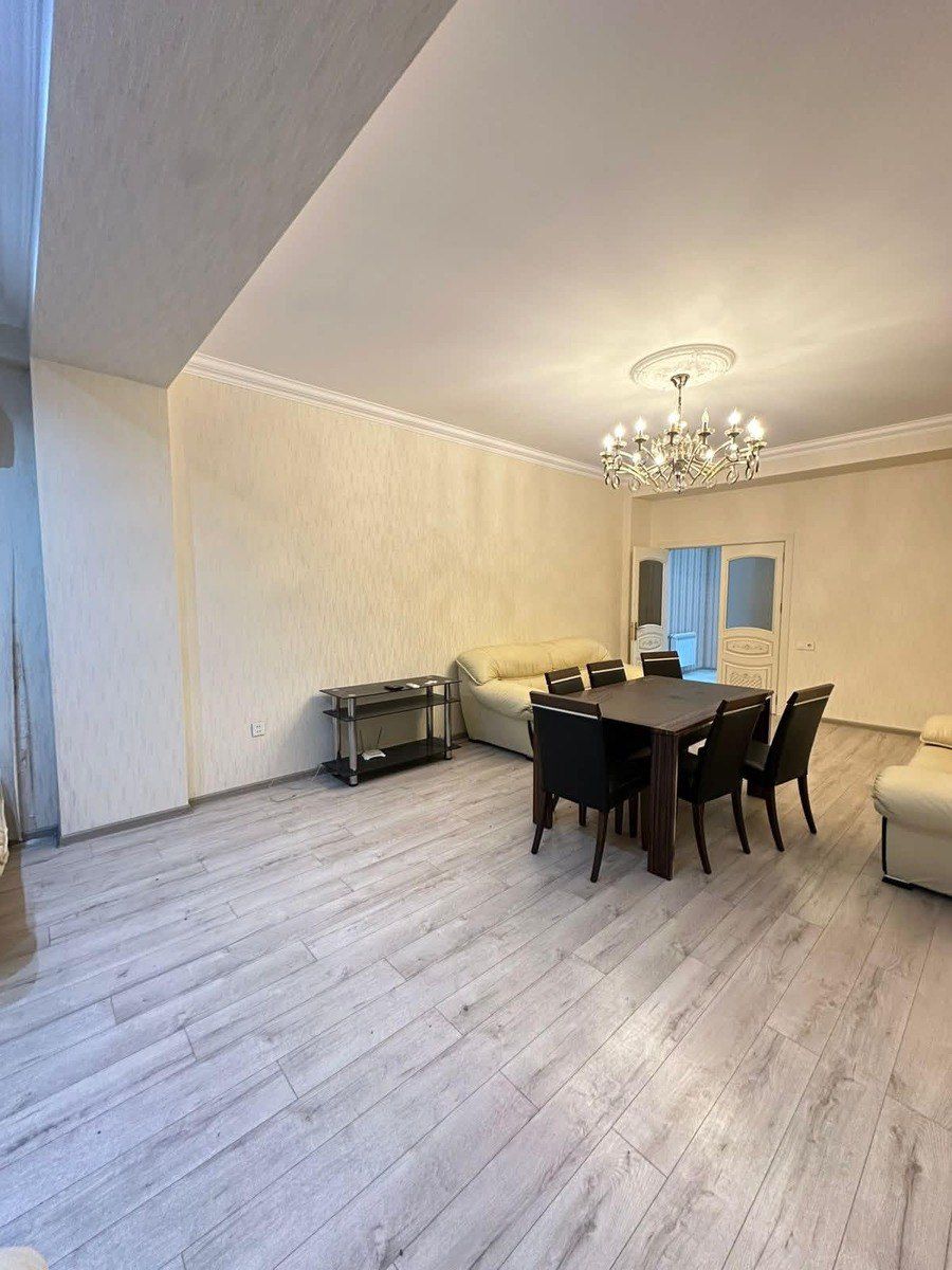 Satılır 4 otaqlı yeni tikili 190 m² — Mənzil, Bakı (2)