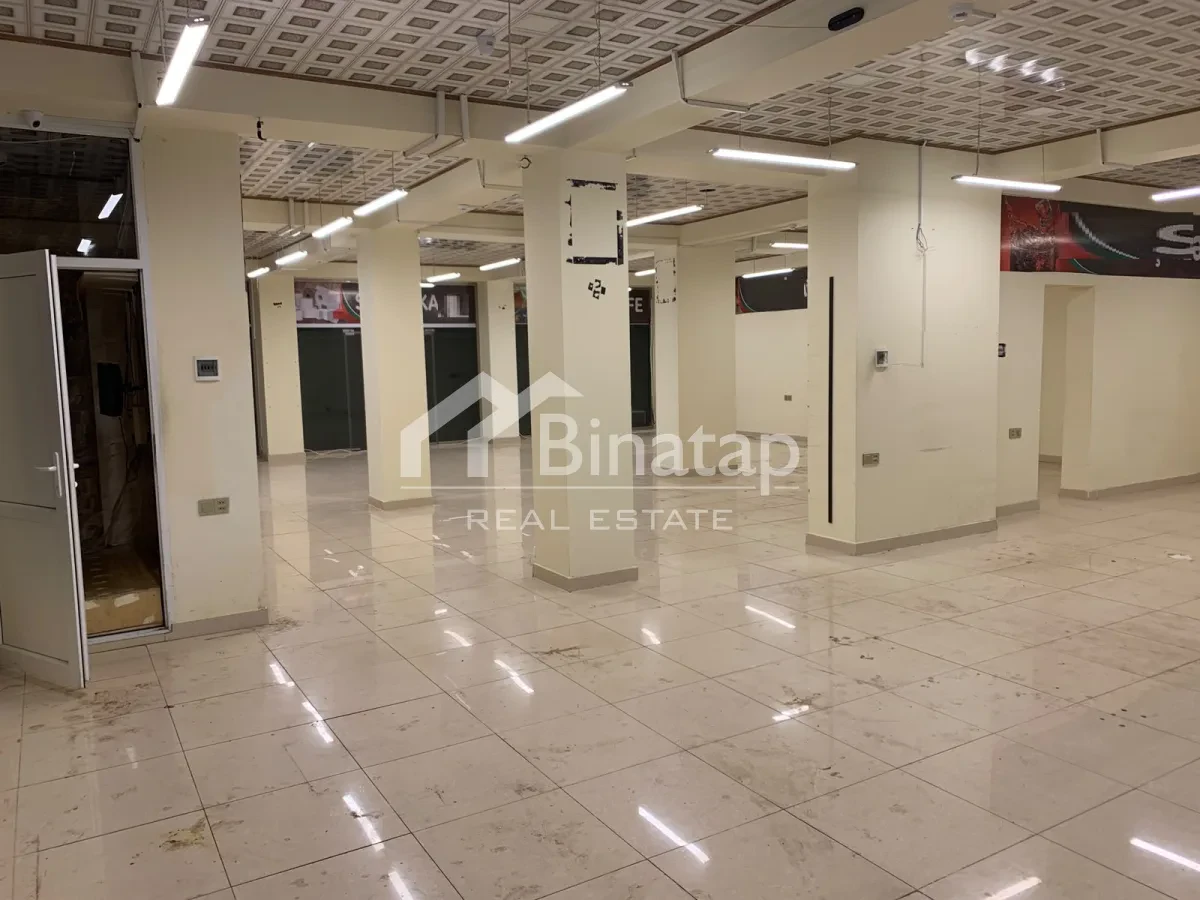 İcarəyə verilir obyekt 210 m², Azadlıq Prospekti metrosu, Binəqədi rayonu — 2 500 ₼ · Bakı · Əmlak İcarəyə verilir obyekt 210 m², Azadlıq Prospekti metrosu, Binəqədi rayonu — Bakı