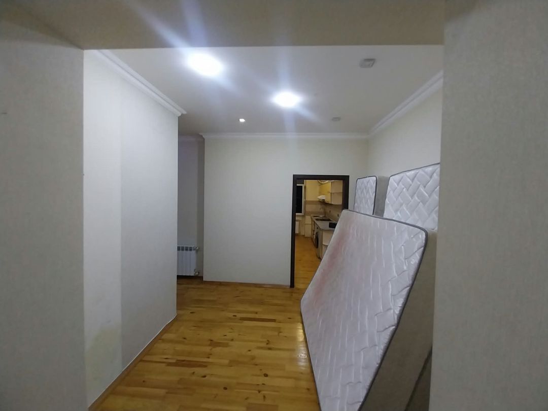 Satılır 3 otaqlı yeni tikili 95 m² — Mənzil, Bakı (2)