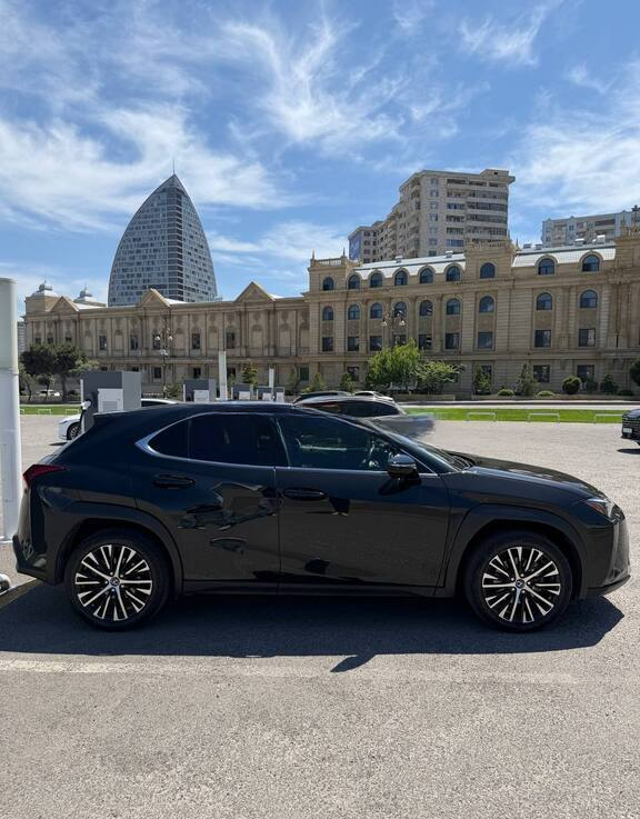 Lexus UX 200, 2023 il, 90000 km, 2 L — Avtomobillər, Bakı (8)