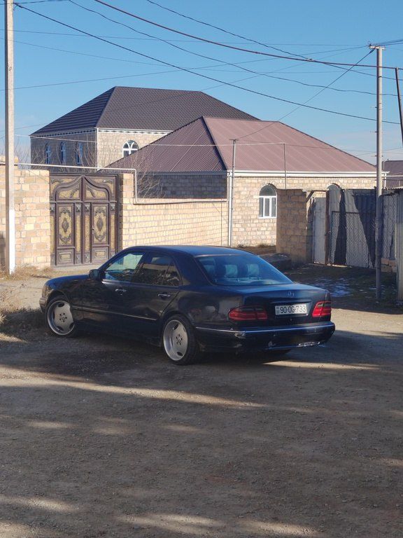Mercedes E 320, 3.2 L, 2000 il, 556 856 km 90-OG-733 — Avtomobillər, Gəncə (6)