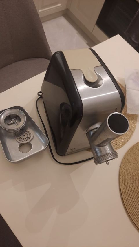 Tefal Le Hachoir 1800 elektrik ətçəkən - Güclü mühərrik (seriyada — Xırdalan