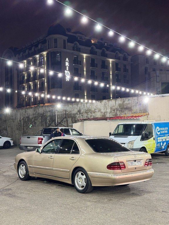 Mercedes E 220, 2.2 L, 2000 il, 310 000 km 99-EC-875 — Avtomobillər, Bakı (4)