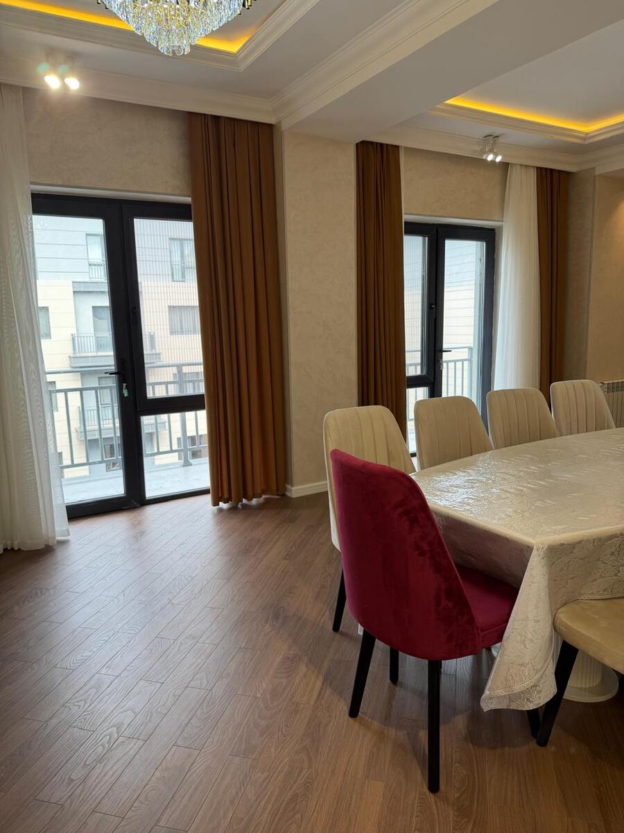 İcarəyə verilir 3 otaqlı yeni tikili 140 m² — Mənzil, Bakı (7)