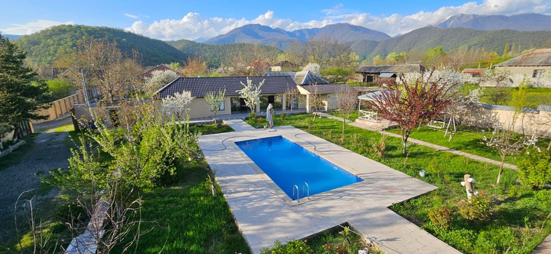 Satış: 12 otaqlı Ev / villa, 280 m², Qəbələ, Nöhürqışlaq kəndi — Ev, villa (2)