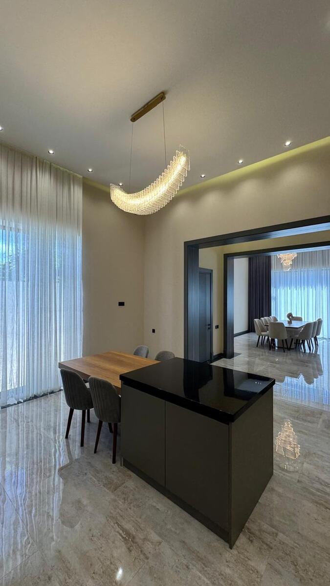 Satılır 5 otaqlı həyət evi/bağ evi 250 m² — Ev, villa, Bakı (12)