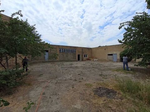 Satılır obyekt 351 m² — 170 000 ₼ · Bakı · Əmlak Satılır obyekt 351 m² — Bakı