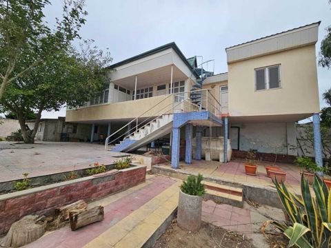 Satılır 4 otaqlı həyət evi/bağ evi 110 m² — 155 000 ₼ · Bakı · Ev, villa Satılır 4 otaqlı həyət evi/bağ evi 110 m² — Bakı