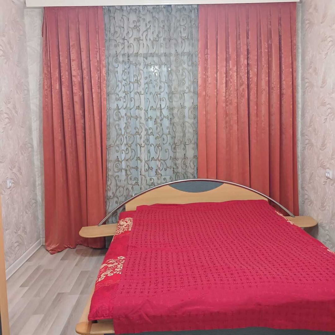 İcarəyə verilir 2 otaqlı köhnə tikili 170 m² — Mənzil, Bakı (11)