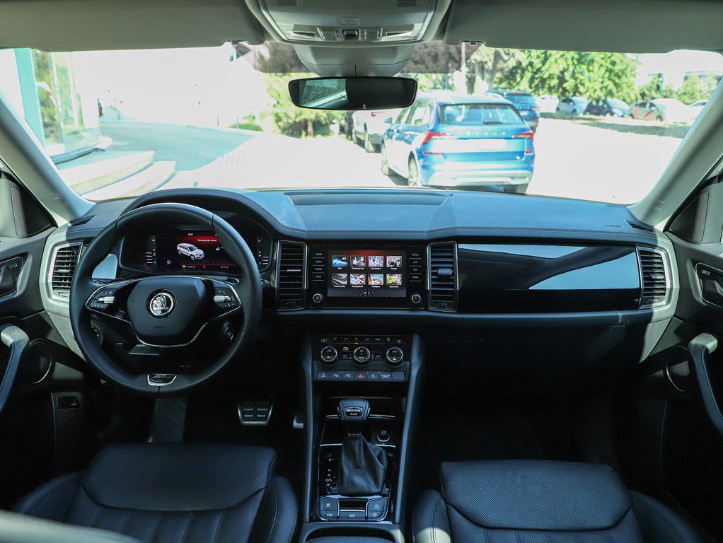 Skoda Kodiaq, 2.0 L, 2023 il, 73 400 km — Avtomobillər, Bakı (8)