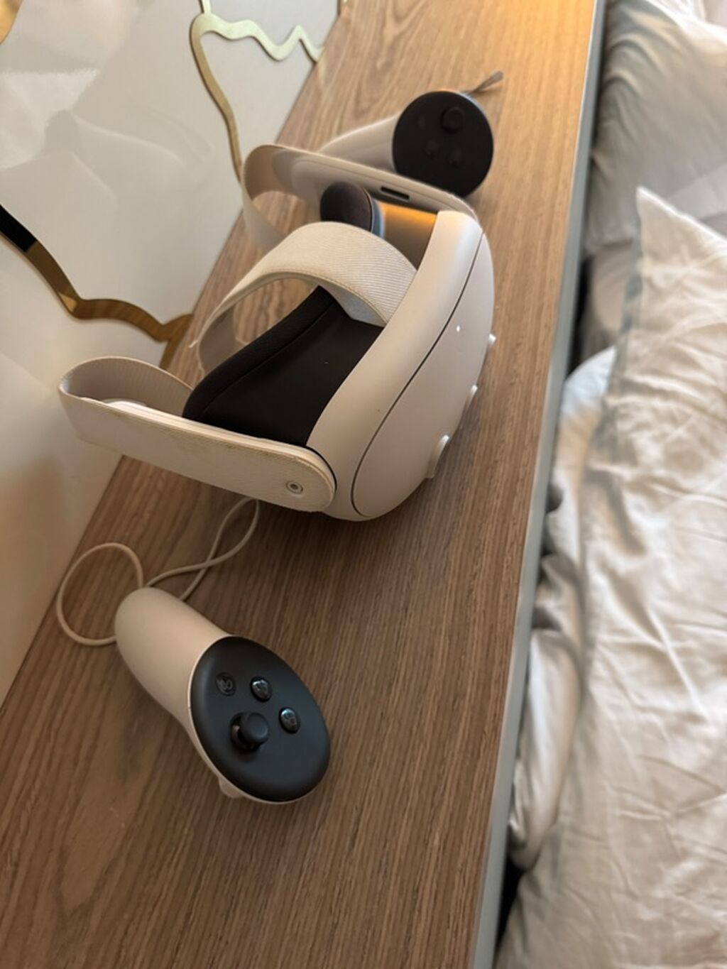 VR qulaqcığı və 2 ədəd nəzarətçi (kontroller) dəsti - Simsiz — Aksesuarlar, Bakı (3)