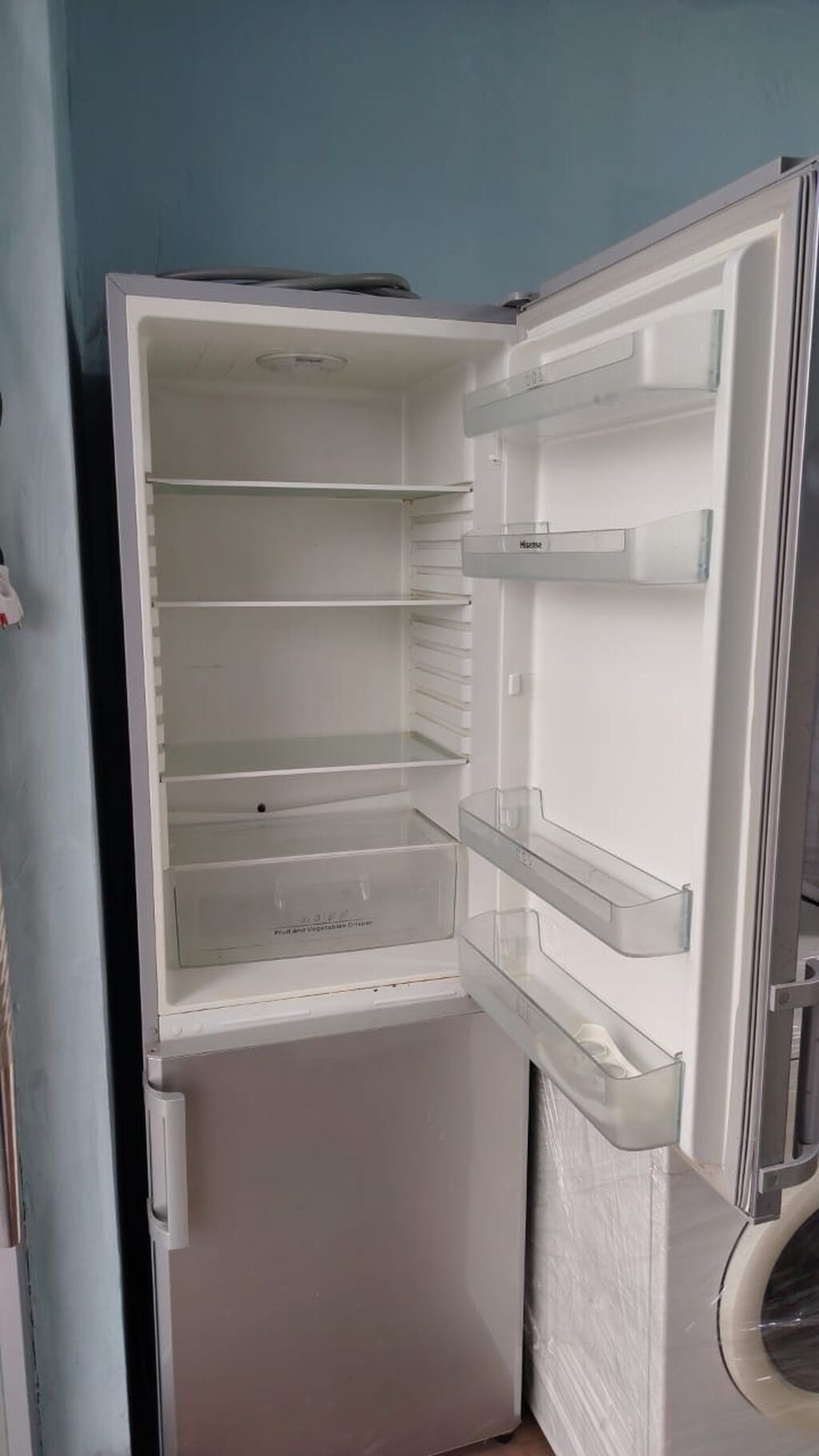 Hisense iki qapılı soyuducu - Rəng: gümüş (inox üslubunda) - Üstdə — Soyuducular, Bakı (2)