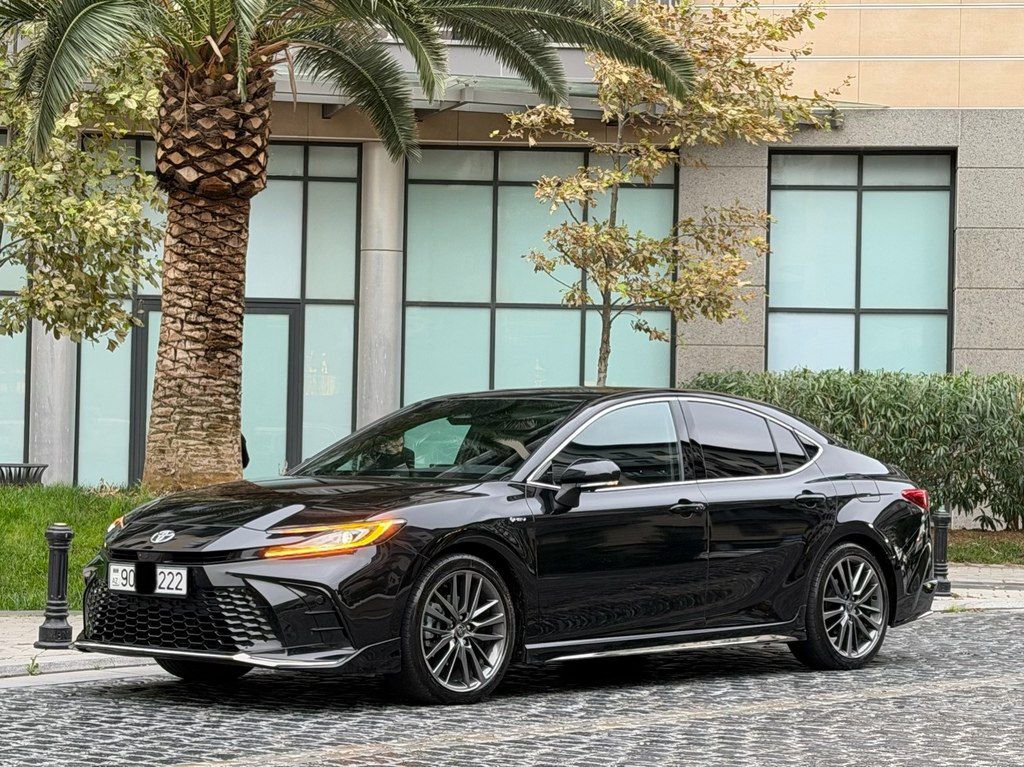 Toyota Camry, 2.0 L, 1 kWh, 2025 il, 46 000 km — Avtomobillər, Bakı (12)