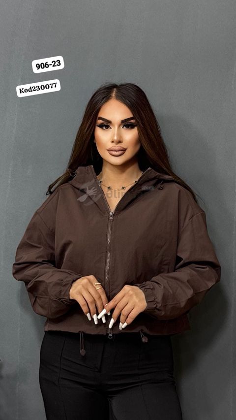 Yeni sezon astarlı vetrofka — 23 ₼ · Bakı · Qadın paltarı Yeni sezon astarlı vetrofka — Bakı