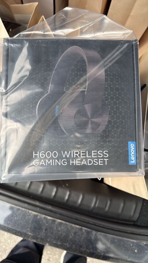 Lenovo H600 Wireless Gaming Headset 16 ədədi isdiyen olsa uyğun — 180 ₼ · Bakı · Qulaqcıqlar Lenovo H600 Wireless Gaming Headset 16 ədədi isdiyen olsa uyğun — Bakı