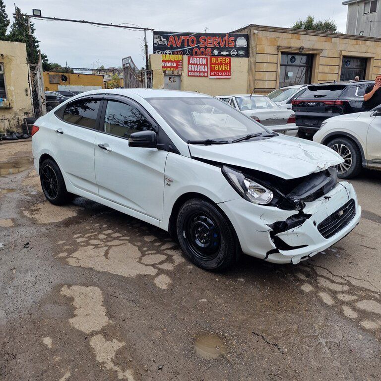 Hyundai Accent, 1.6 L, 2013 il, 186 245 km — Avtomobillər, Bakı (5)