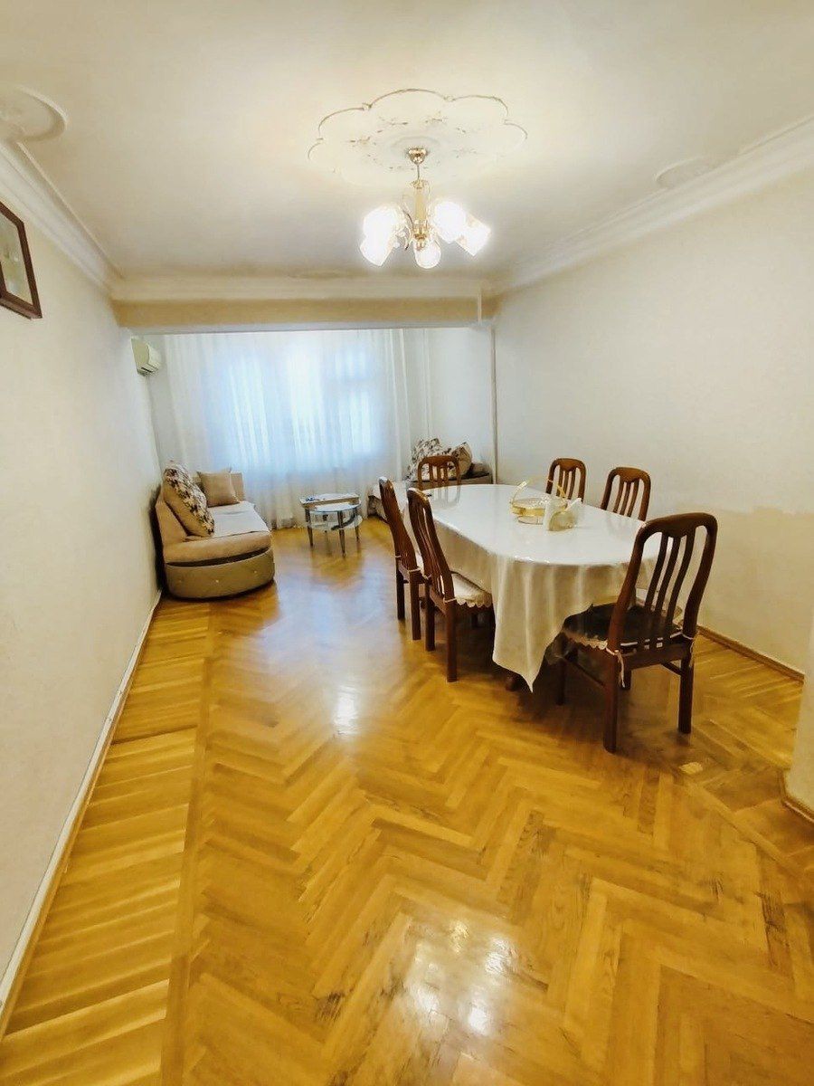 Satılır 3 otaqlı köhnə tikili 90 m² — Mənzil, Bakı (2)