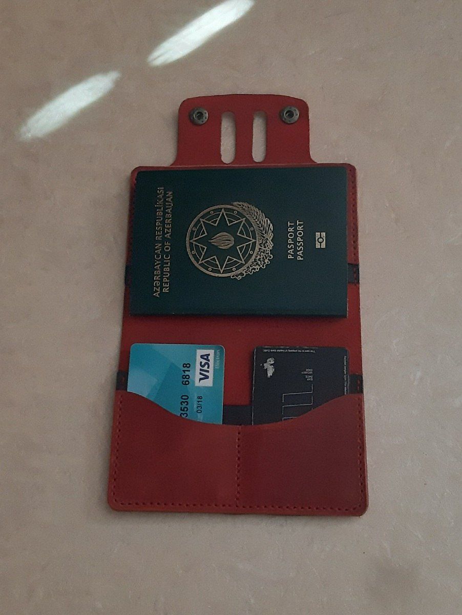 Passport üzlüyü — Şəxsi əşyalar, Bakı (5)